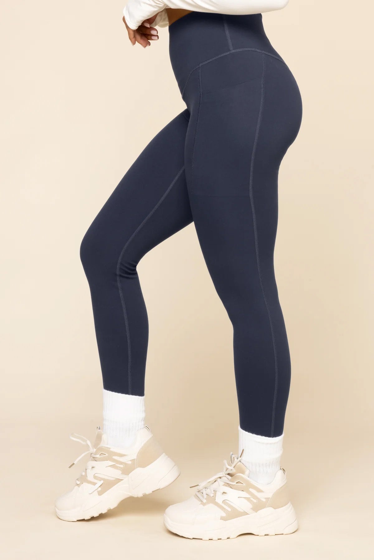 SuperSculpt Leggings with Pockets